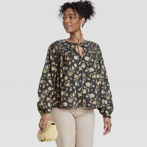 Universal Thread Floral Peasant Top Prairie Blouse